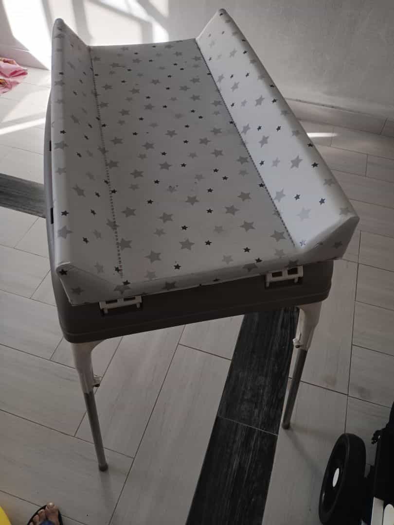 Lucky Baby Changing Table with Stars Grey Pad
