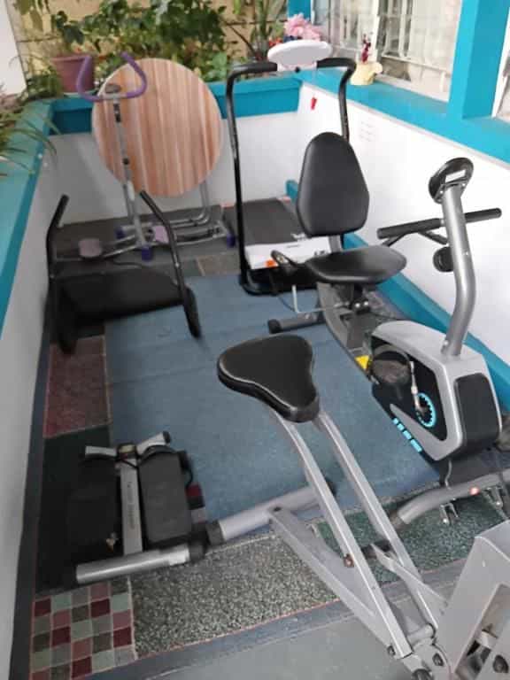 Assorted Home Gym Equipment Bundle
