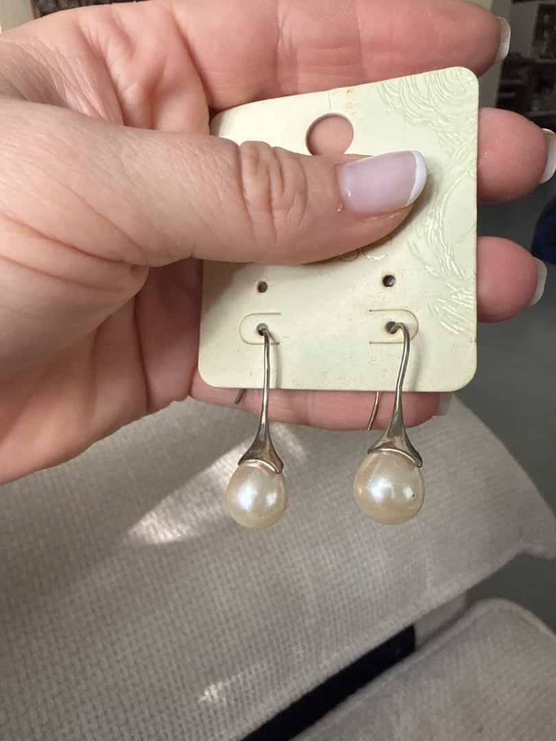 Elegant Silver Tone Drop Earrings with Cream Pearls