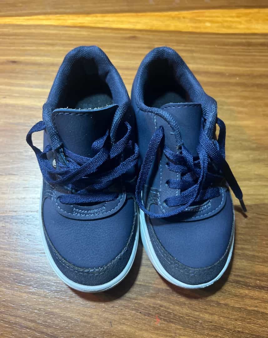 Molekinho Boys Navy Sneakers Size 29