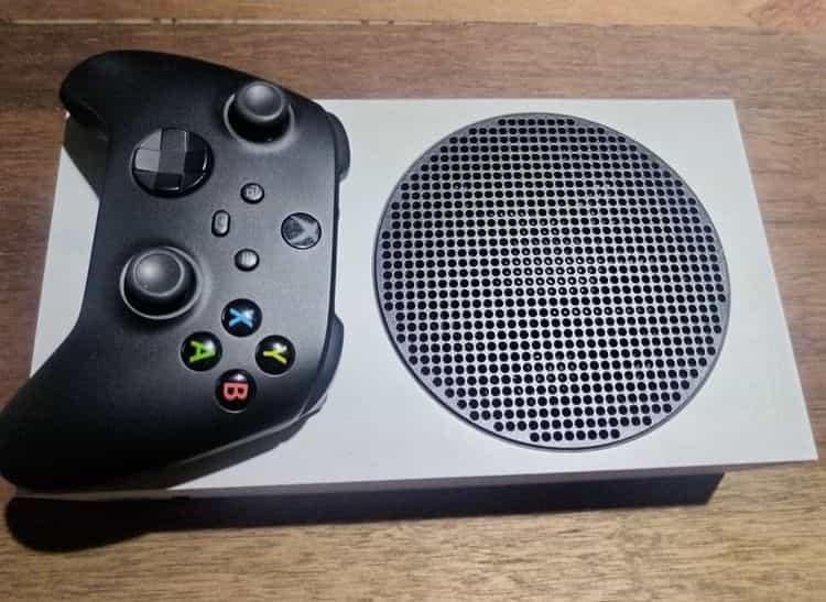 Xbox for sale with brand new black controller  . Haven't use for over 7 months