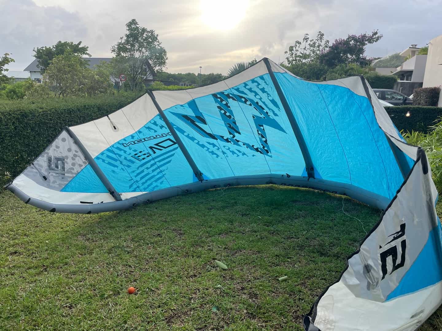 Aile de kitesurf North Evo 12m