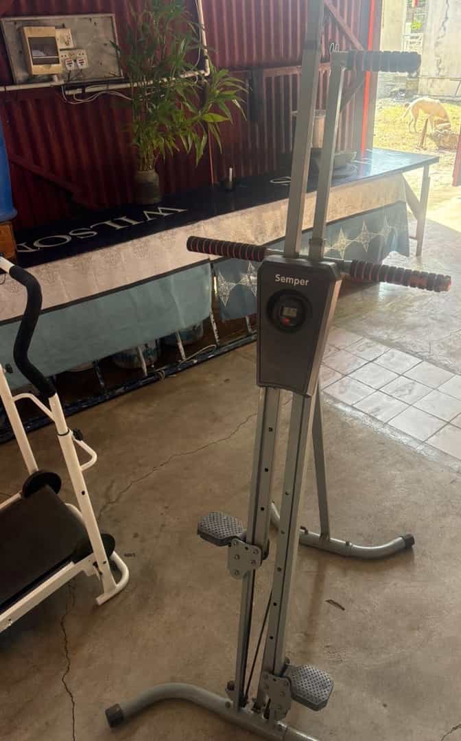 Semper Vertical Climber Exercise Machine