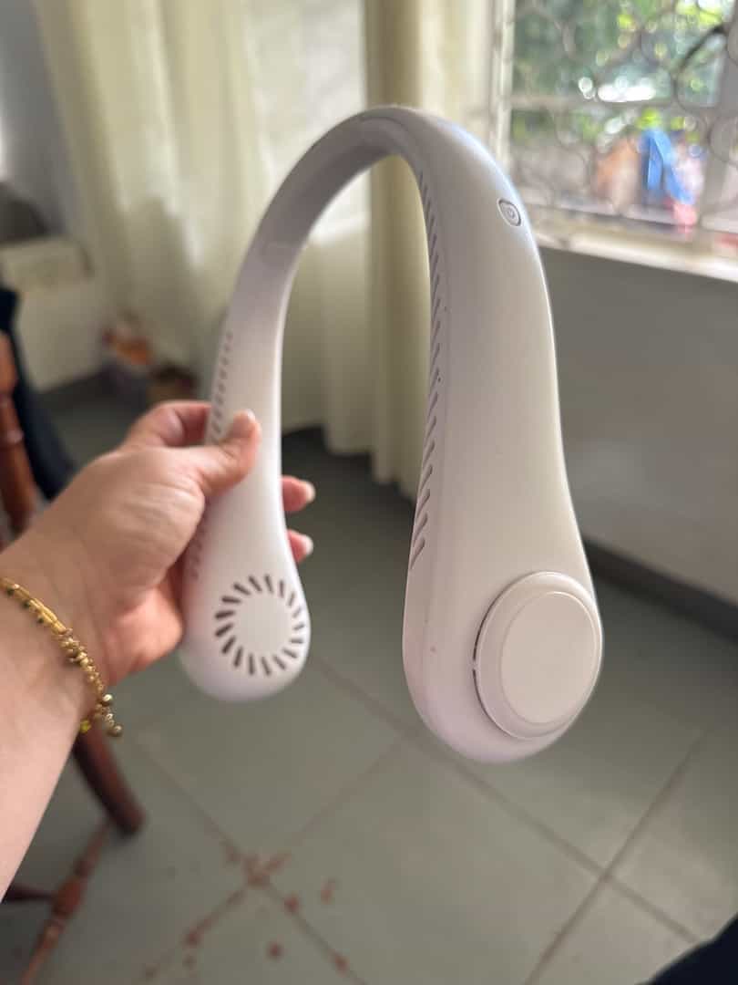 Ventilateur de cou portable blanc