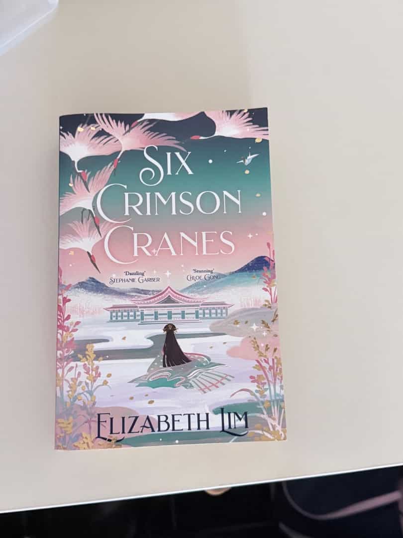 Six Crimson Cranes - Elizabeth Lim (Paperback)