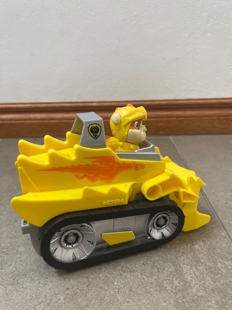 Paw Patrol Rubble Ultimate Rescue Construction Truck thumbnail 3