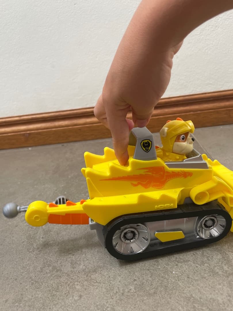 Paw Patrol Rubble Ultimate Rescue Construction Truck thumbnail 4