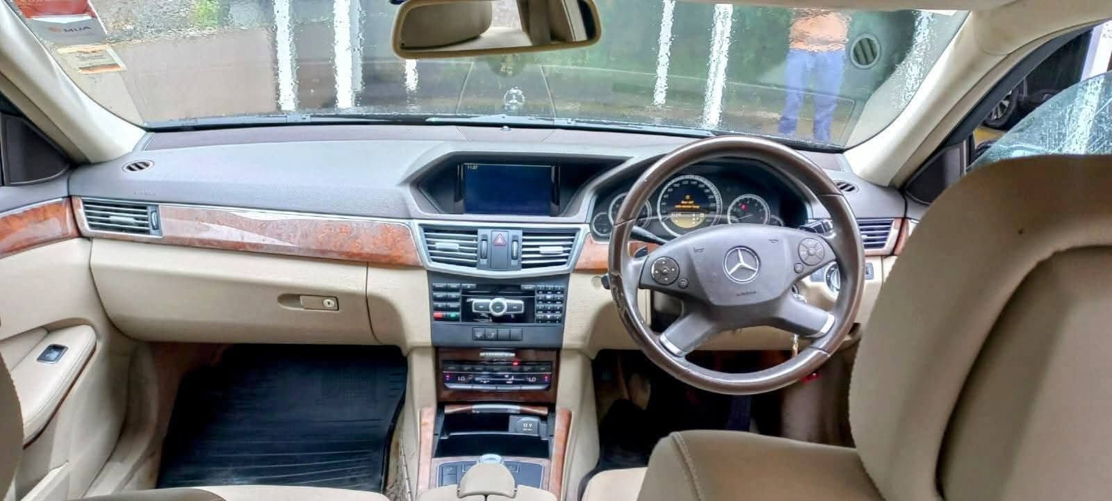 Mercedes-Benz E250 2012 Automatic thumbnail 2