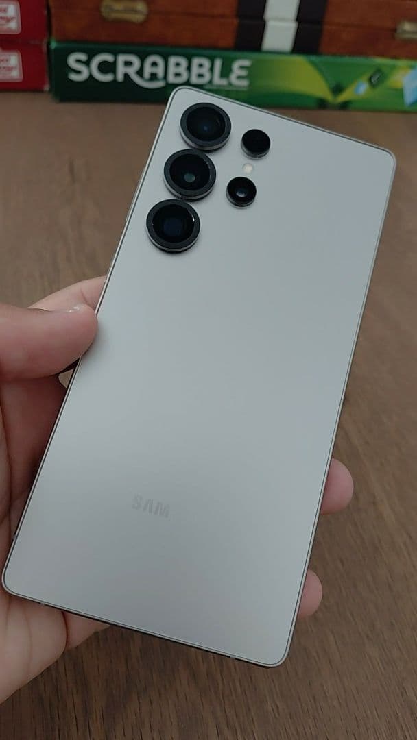Samsung Galaxy S25 Ultra - Image 1 of 2