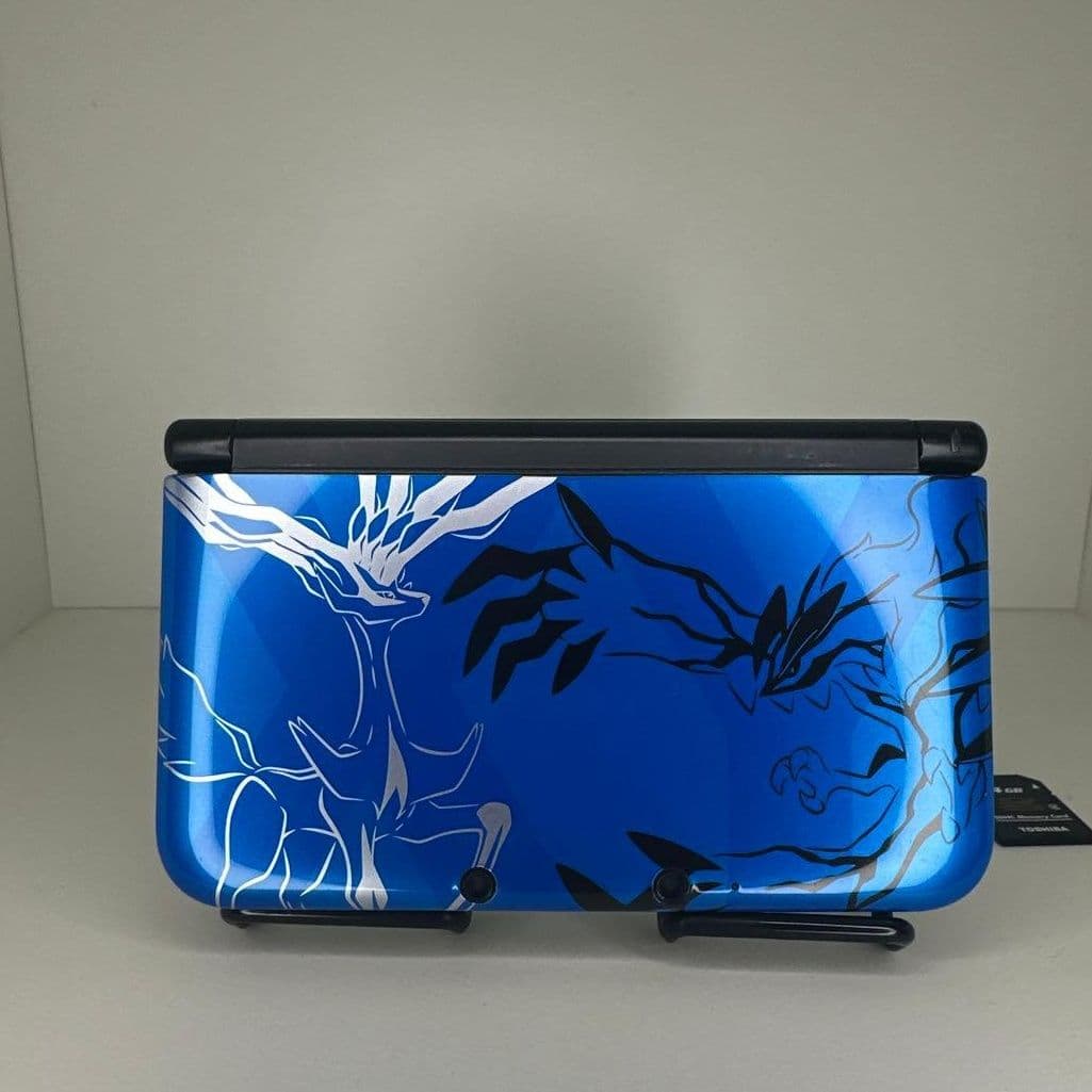 Nintendo 3DS XL Blue Pokemon Xerneas Yveltal Edition - Image 1 of 3