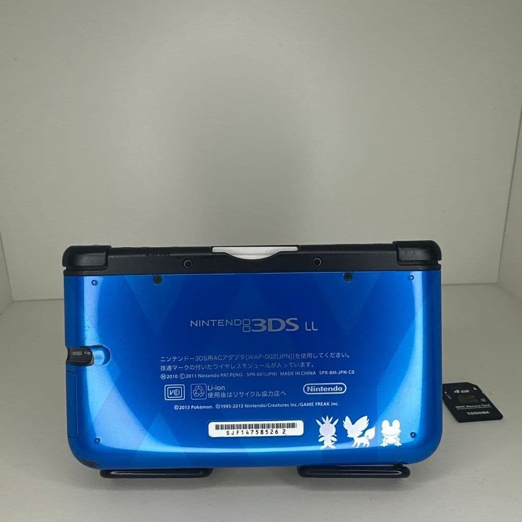 Nintendo 3DS XL Blue Pokemon Xerneas Yveltal Edition thumbnail 2