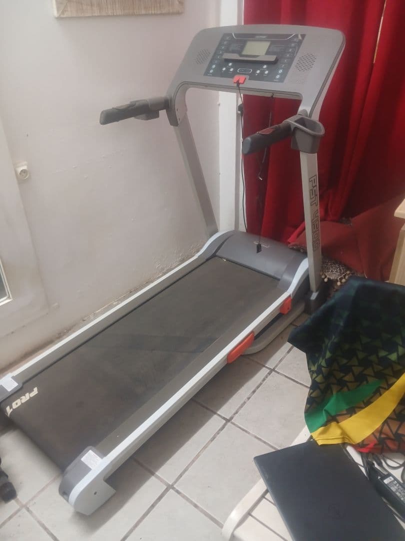 Pro Fitness Treadmill and Ab Roller Rower Orange/Black thumbnail 2