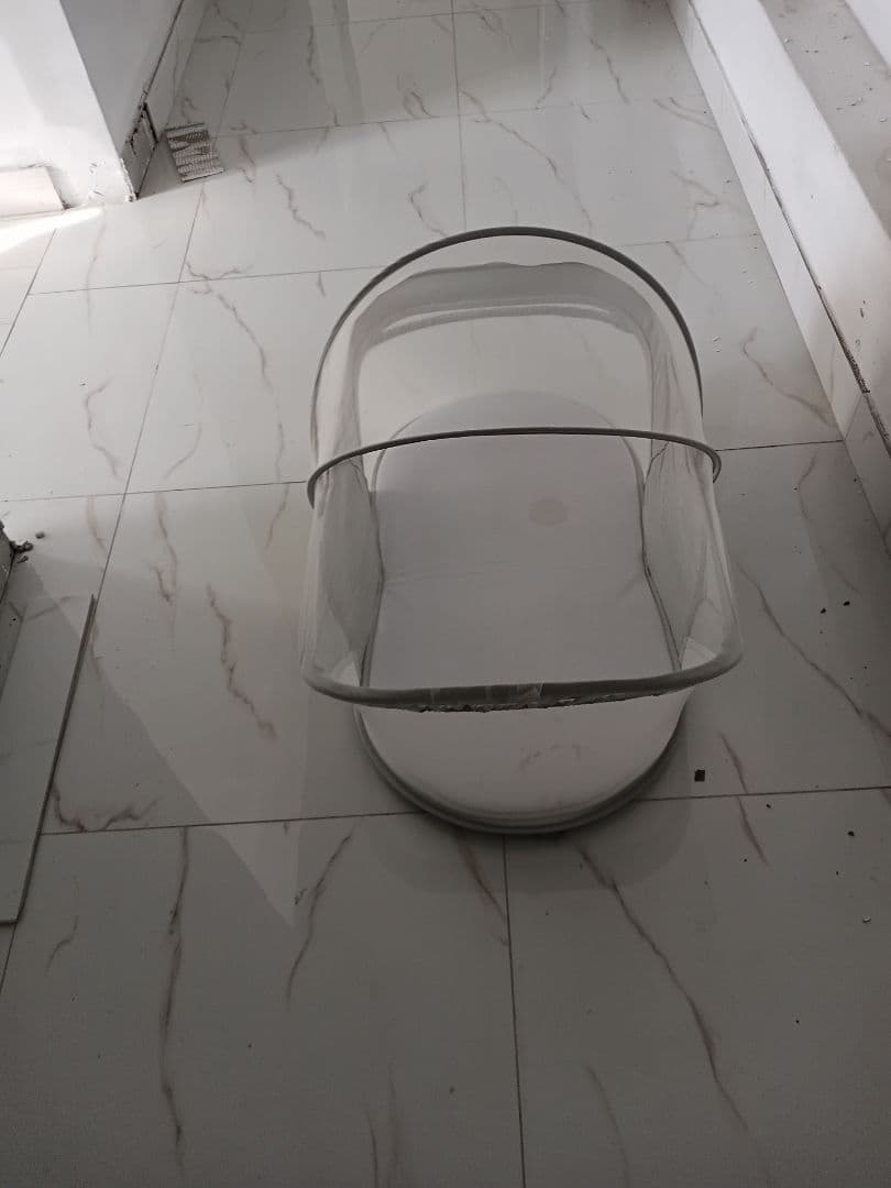 White Portable Baby Bassinet with Mosquito Net thumbnail 2