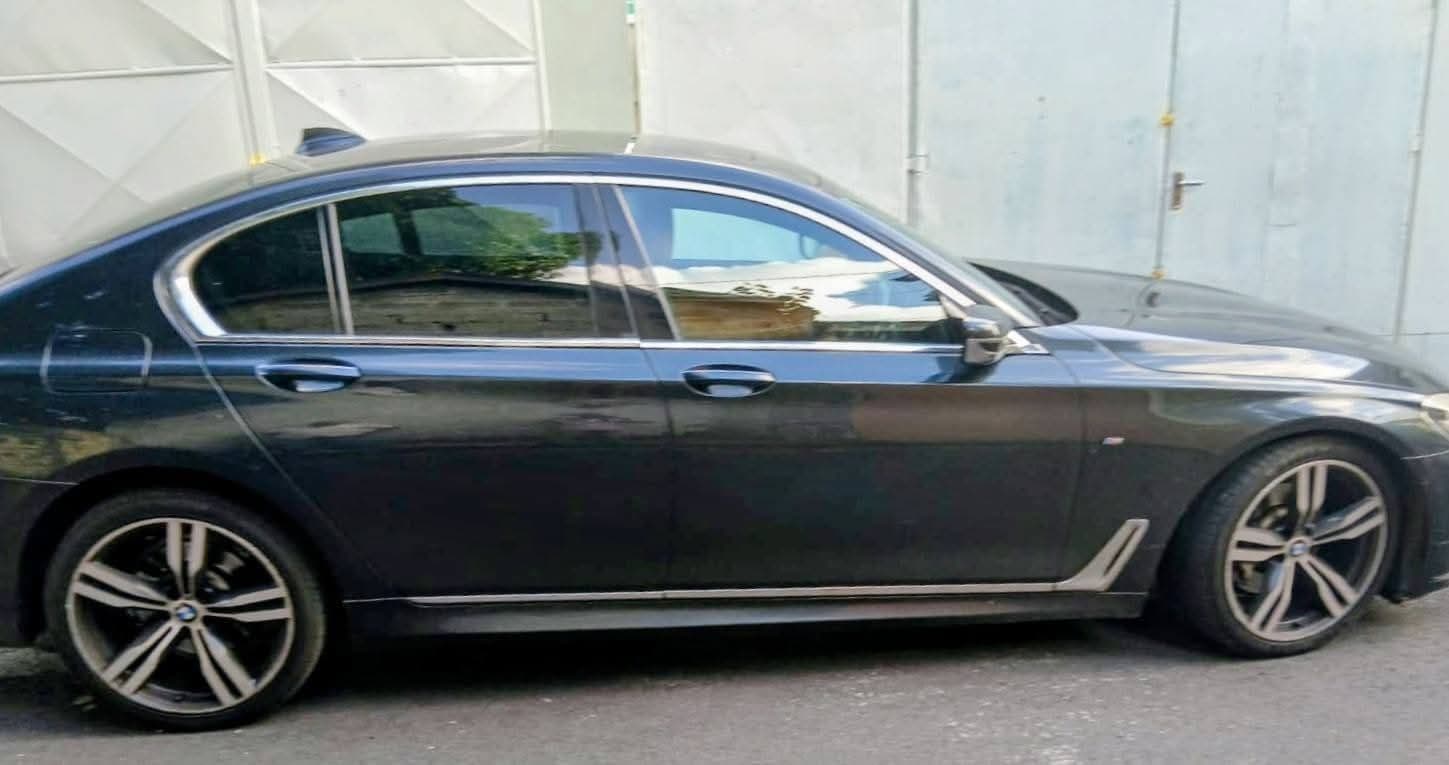 BMW 730Li 2016 2.0L Automatic thumbnail 4