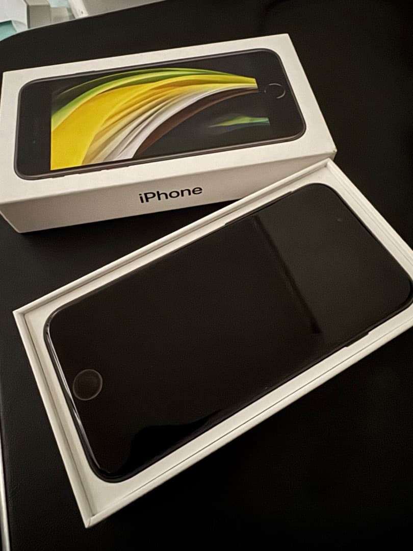 Iphone SE 128GB - Image 1 of 3