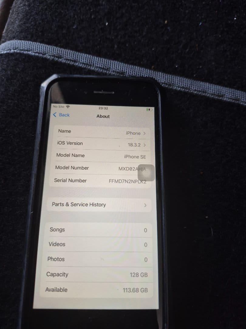 Apple iPhone SE 2nd Gen 128GB Black thumbnail 4