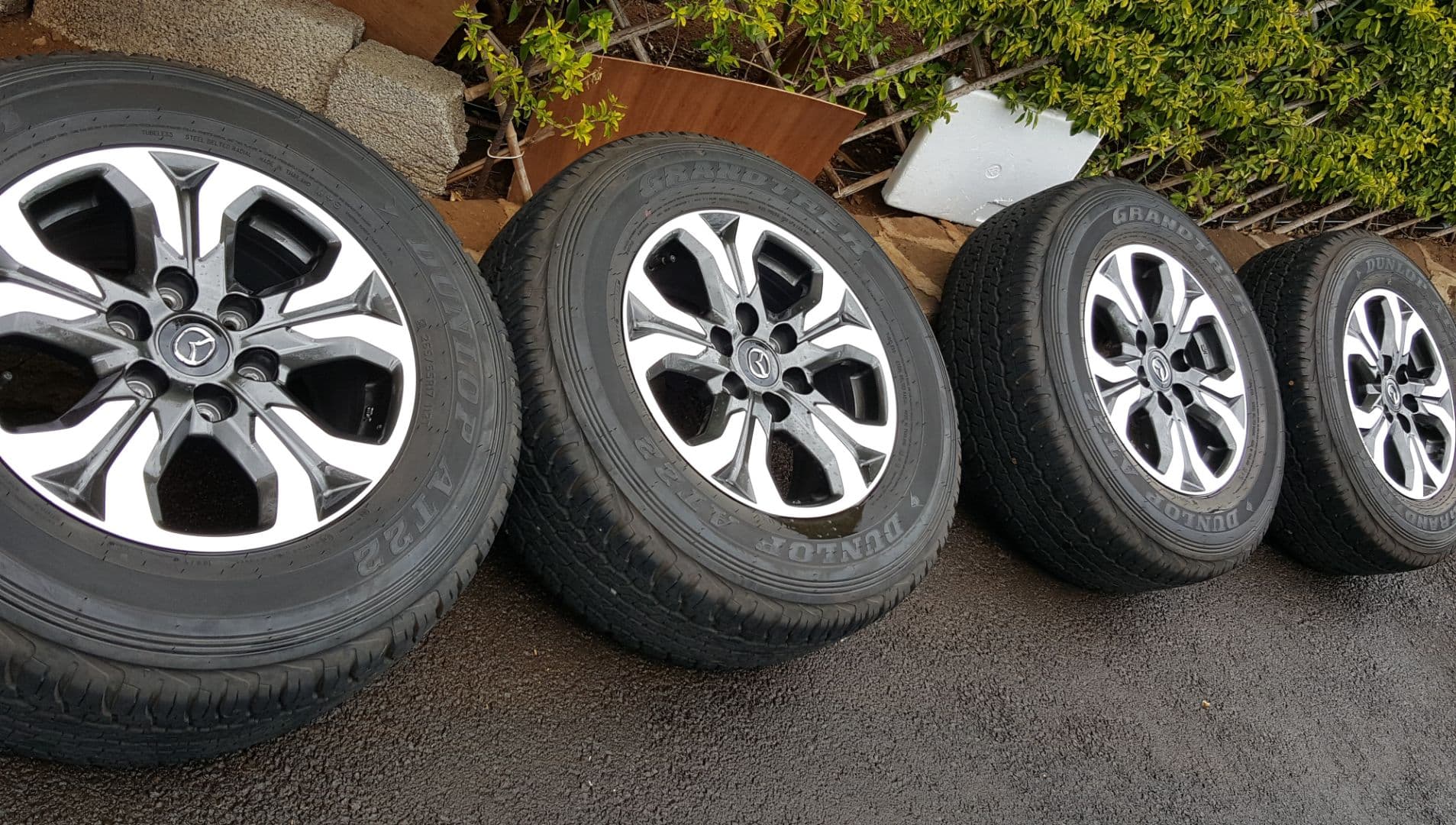 Set 4 zant Mazda 17-inch avek pne Dunlop thumbnail 4