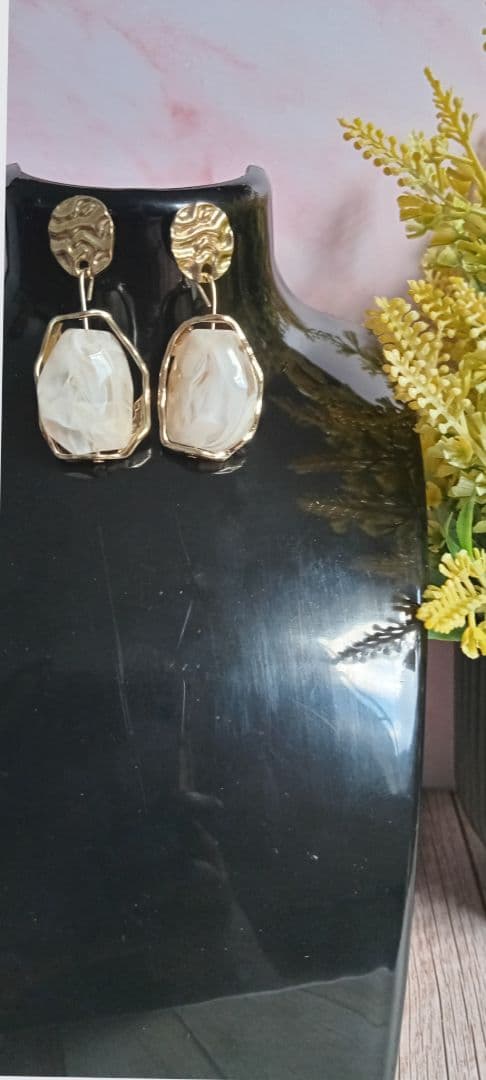 Gold Frame Milky White Stone Drop Earrings thumbnail 3