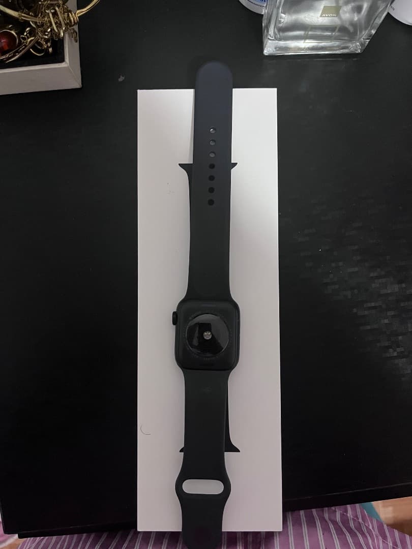 Apple Watch SE GPS 2nd Gen Black - Image 1 of 4
