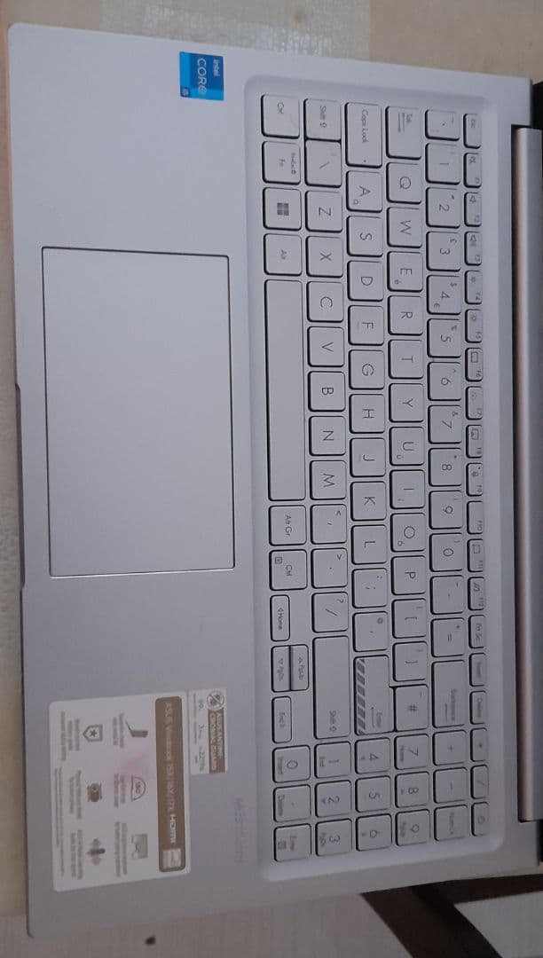 ASUS Vivobook 15X K3504V Laptop thumbnail 4