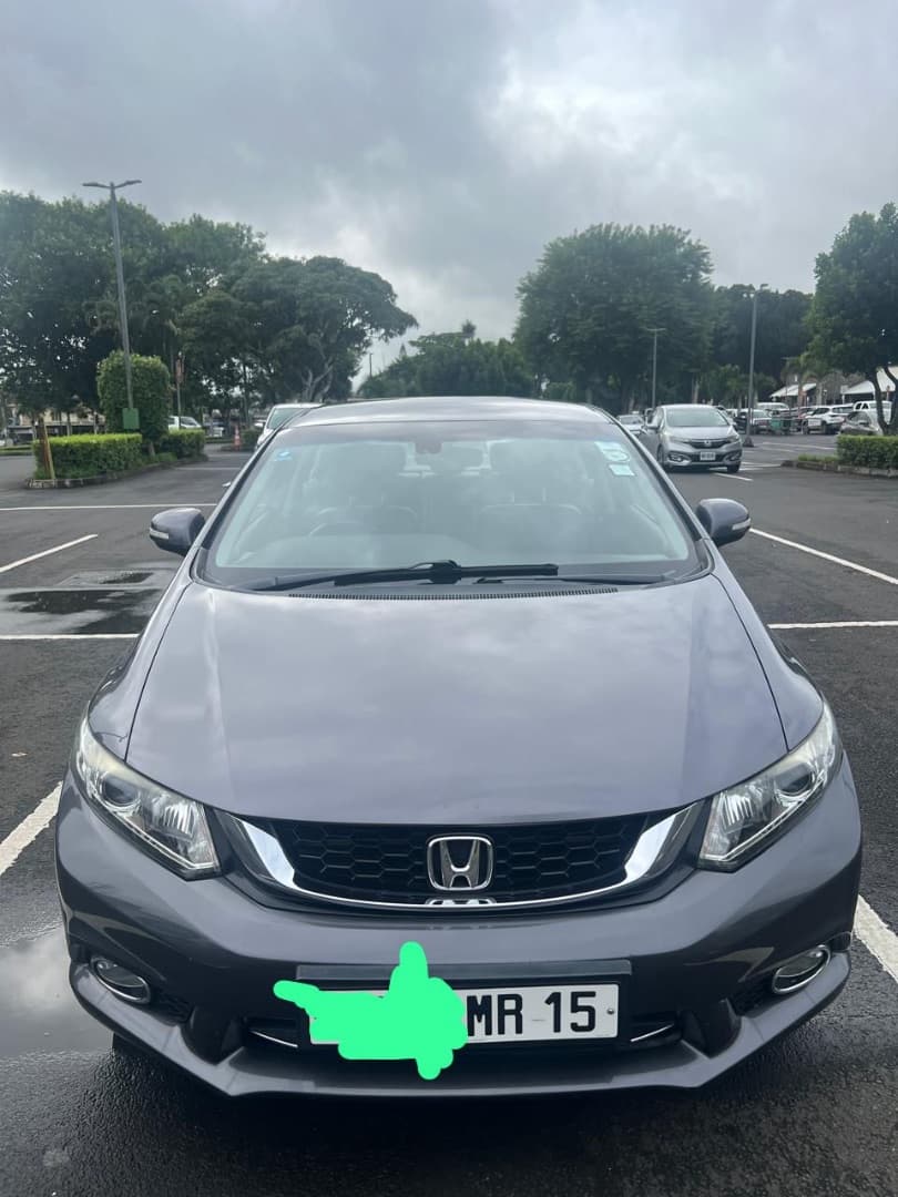 Honda Civic 2015 1598cc Automatic thumbnail 2