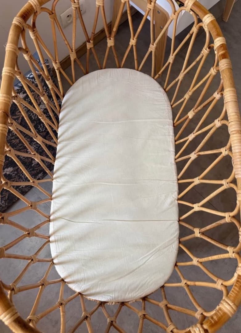Rattan Baby Bassinet with Mattress and Bedding thumbnail 2