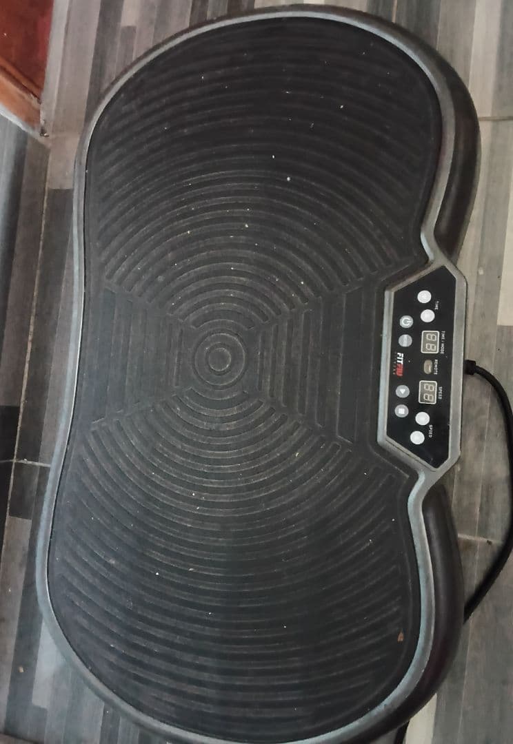 Fit Pro Fitness Vibration Plate thumbnail 2