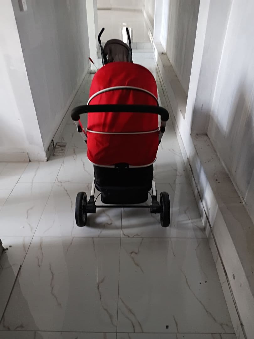 Chicco Palli Red and Black Baby Stroller thumbnail 2