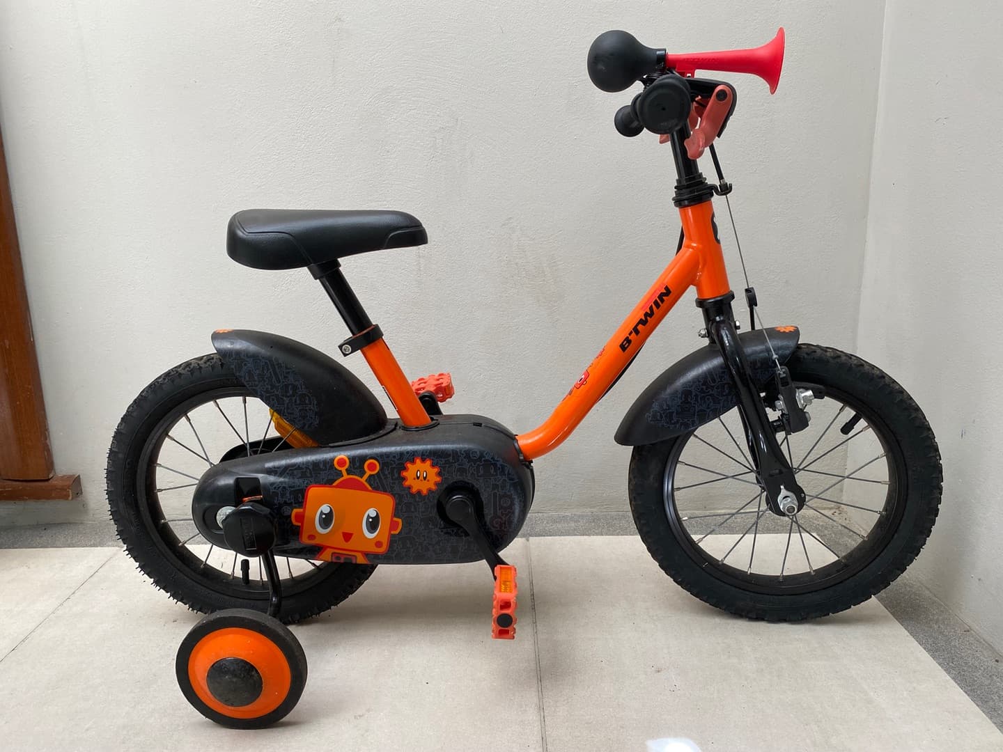 Decathlon BTWIN 14 inch Kids Bike Orange Black