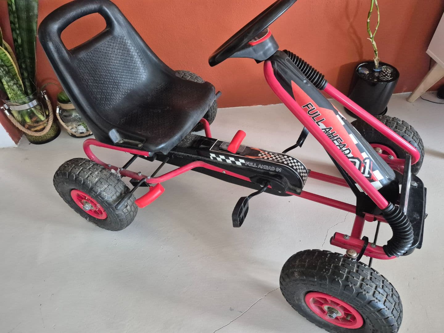 Full Ahead 01 Pedal Go-Kart Pink - Image 1 of 1