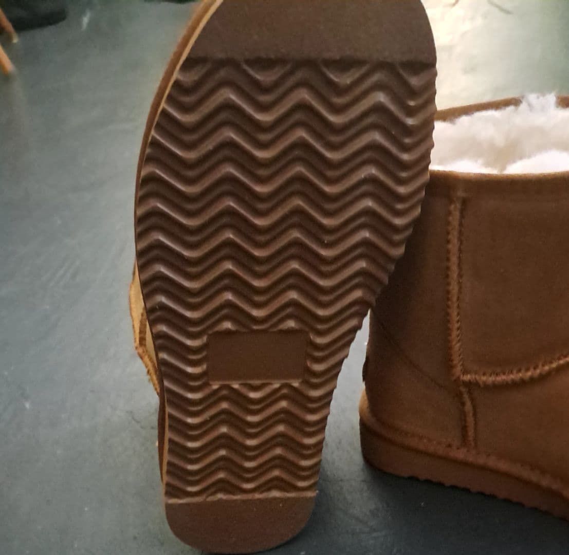 Bottes UGG Australian Designed an daim marron thumbnail 2