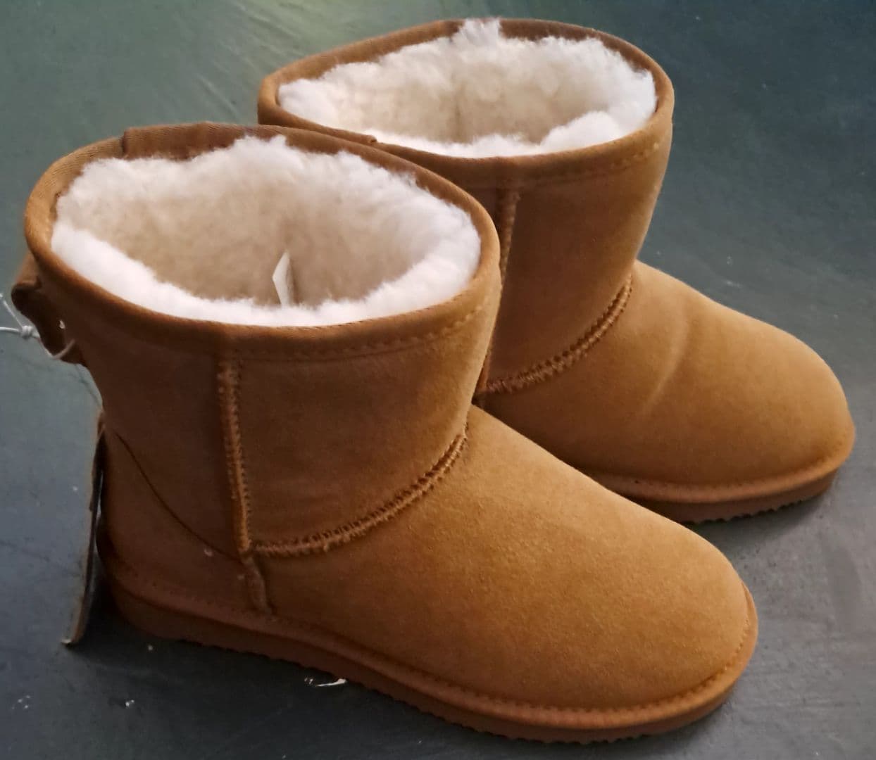 Bottes UGG Australian Designed an daim marron thumbnail 3