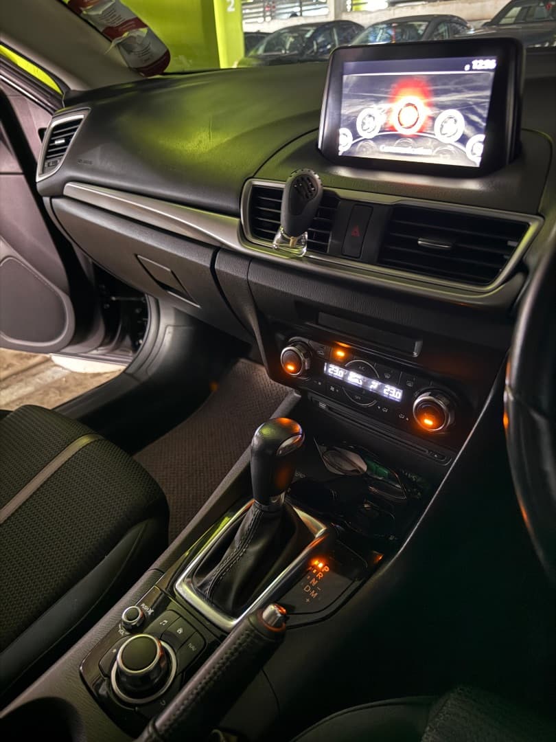 Mazda 3 2017 Automatique thumbnail 5