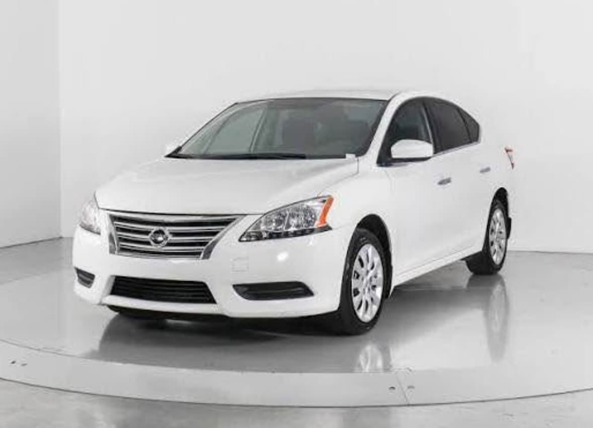 Nissan Sentra 2013-2018 Front Windscreen thumbnail 2