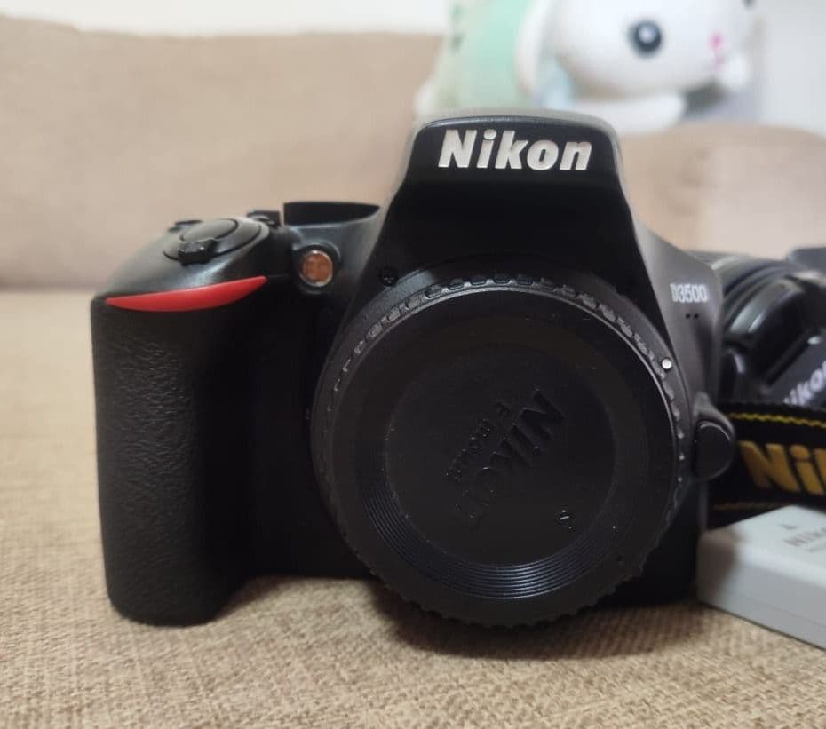 Nikon D3500 DSLR Camera with Kit Lens thumbnail 3