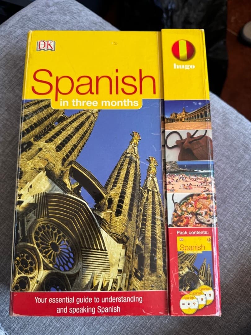 Spanish in Three Months DK Hugo Book with 3 Audio CDs - Image 1 of 2