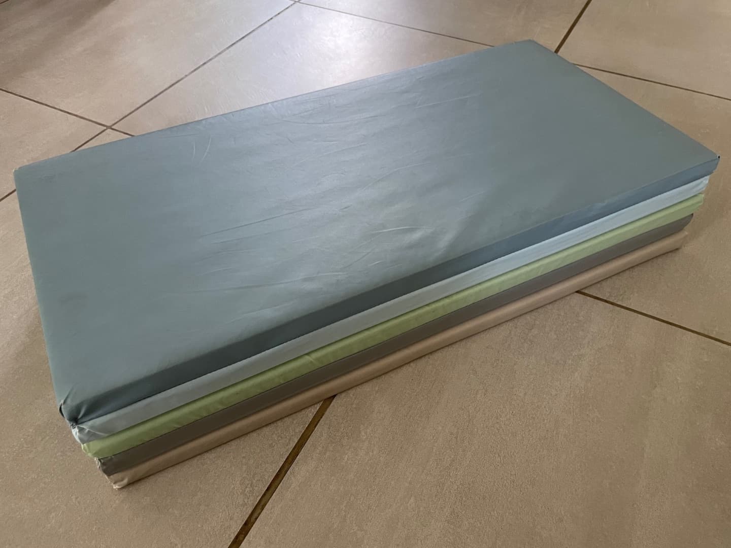 Foldable play Mat thumbnail 2