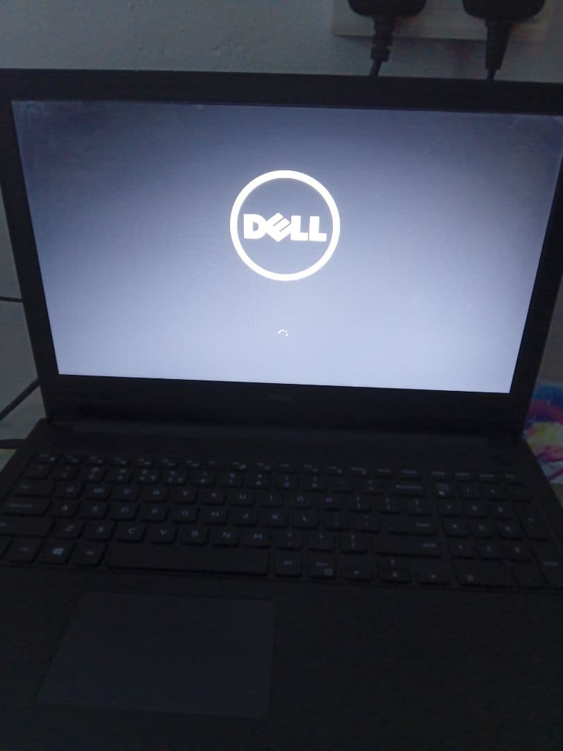 Dell Laptop Black thumbnail 2