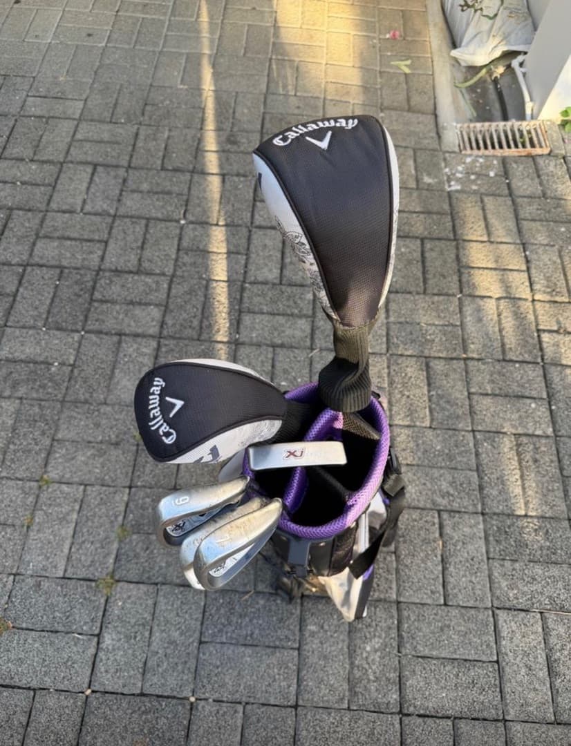 Callaway XJ Hot Junior Golf Club Set with Bag thumbnail 2
