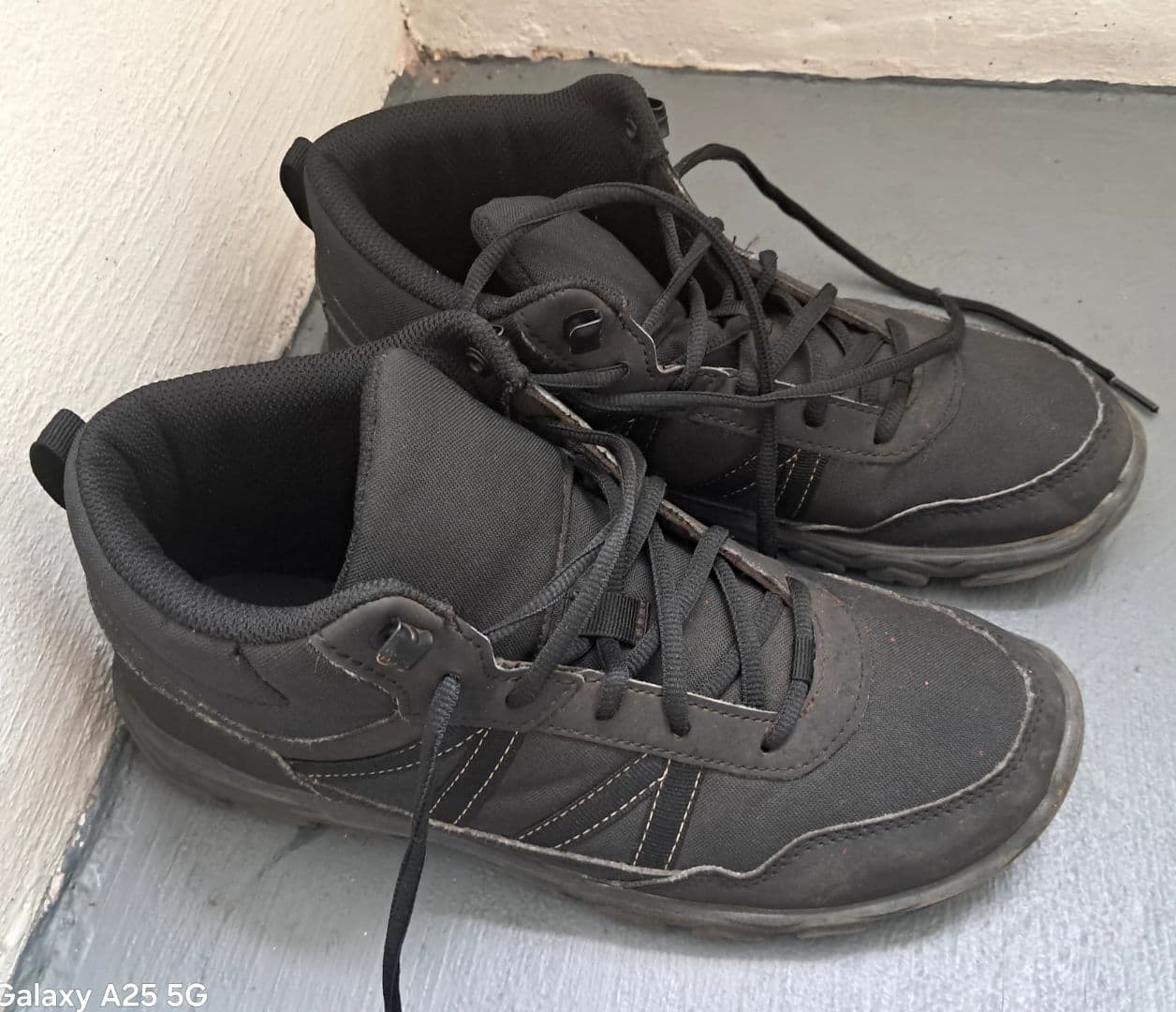 Souliers randonnée Quechua NH100 Mid nwar size 41 thumbnail 2