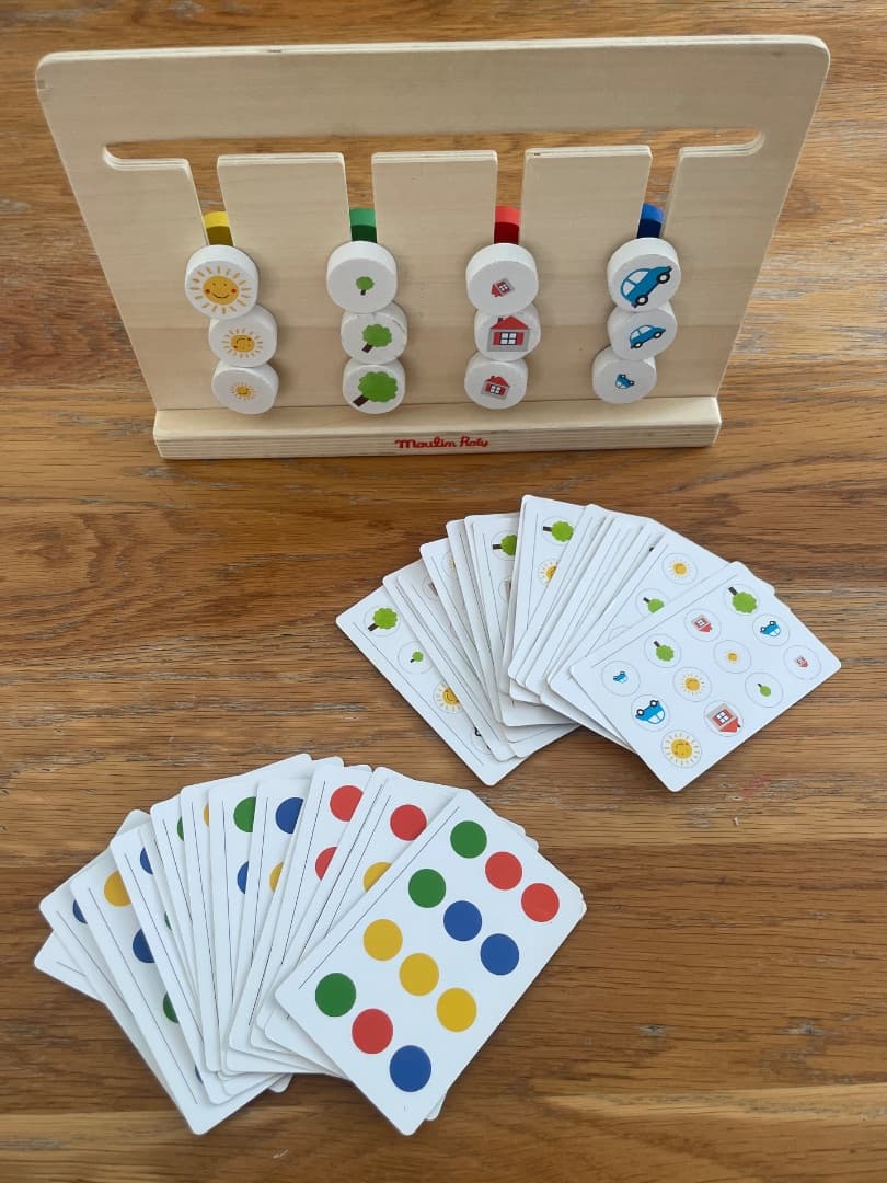 Wooden Shape Sorter board with Cards thumbnail 2