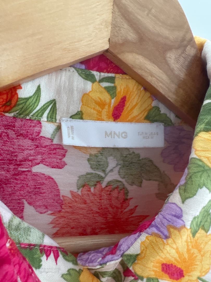 Mango Short Sleeve Floral Print Shirt Size M thumbnail 2