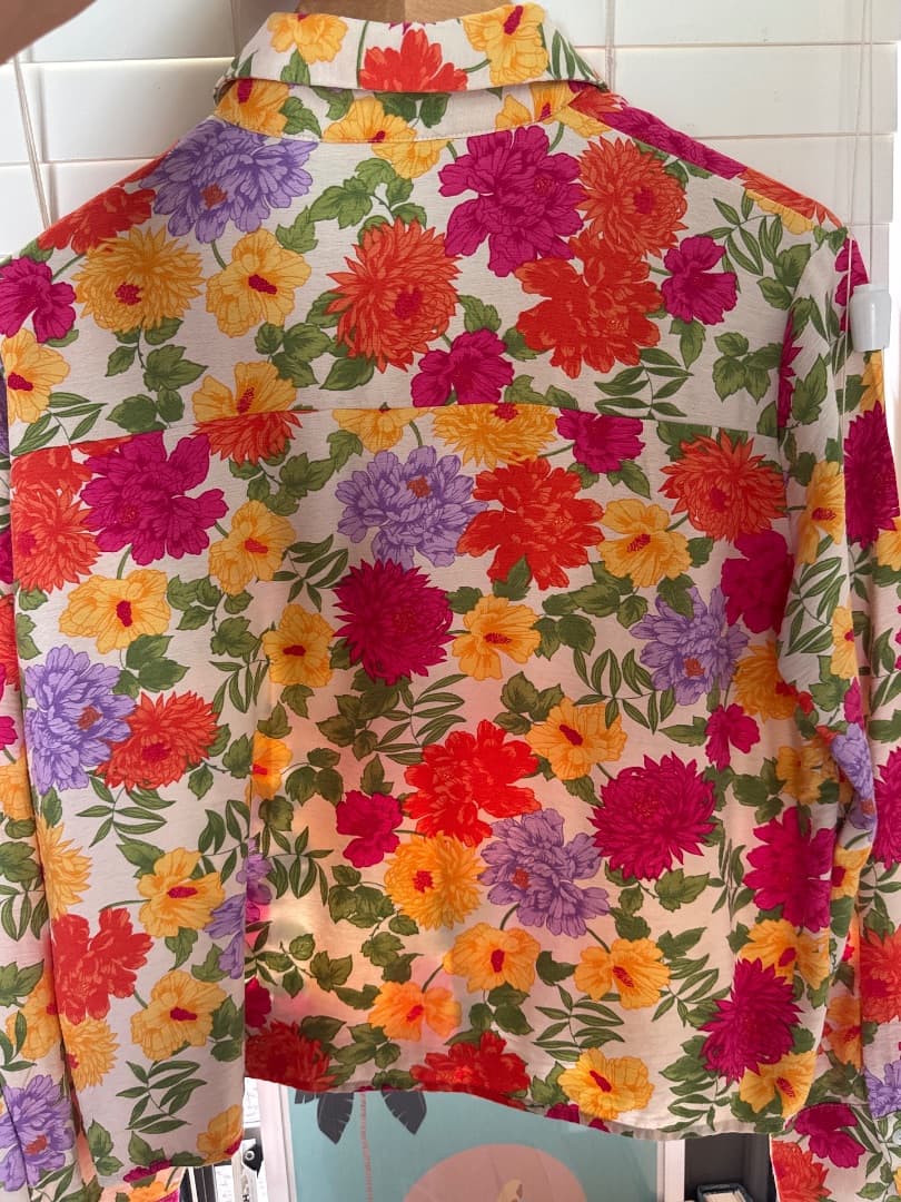 Mango Short Sleeve Floral Print Shirt Size M thumbnail 3