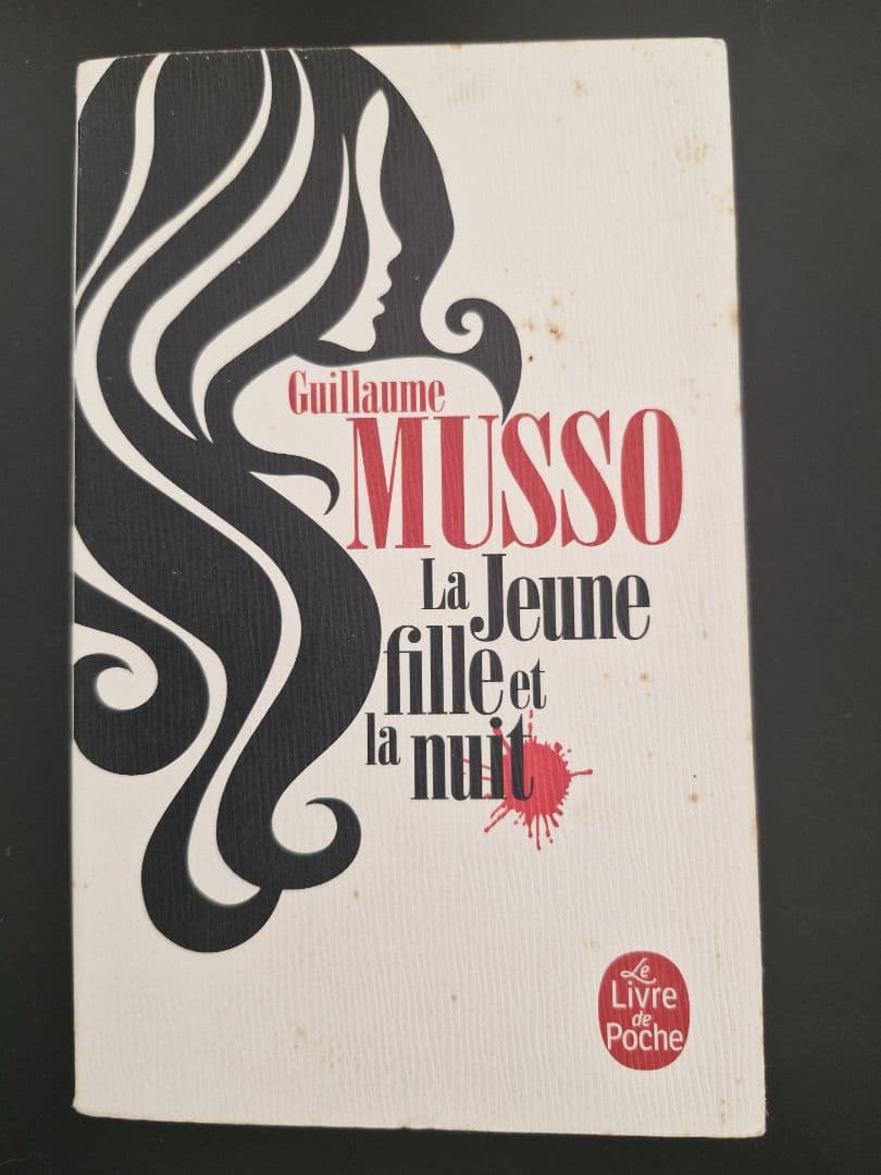 La Jeune Fille et la Nuit - Guillaume Musso (Livre de Poche) - Image 1 of 2