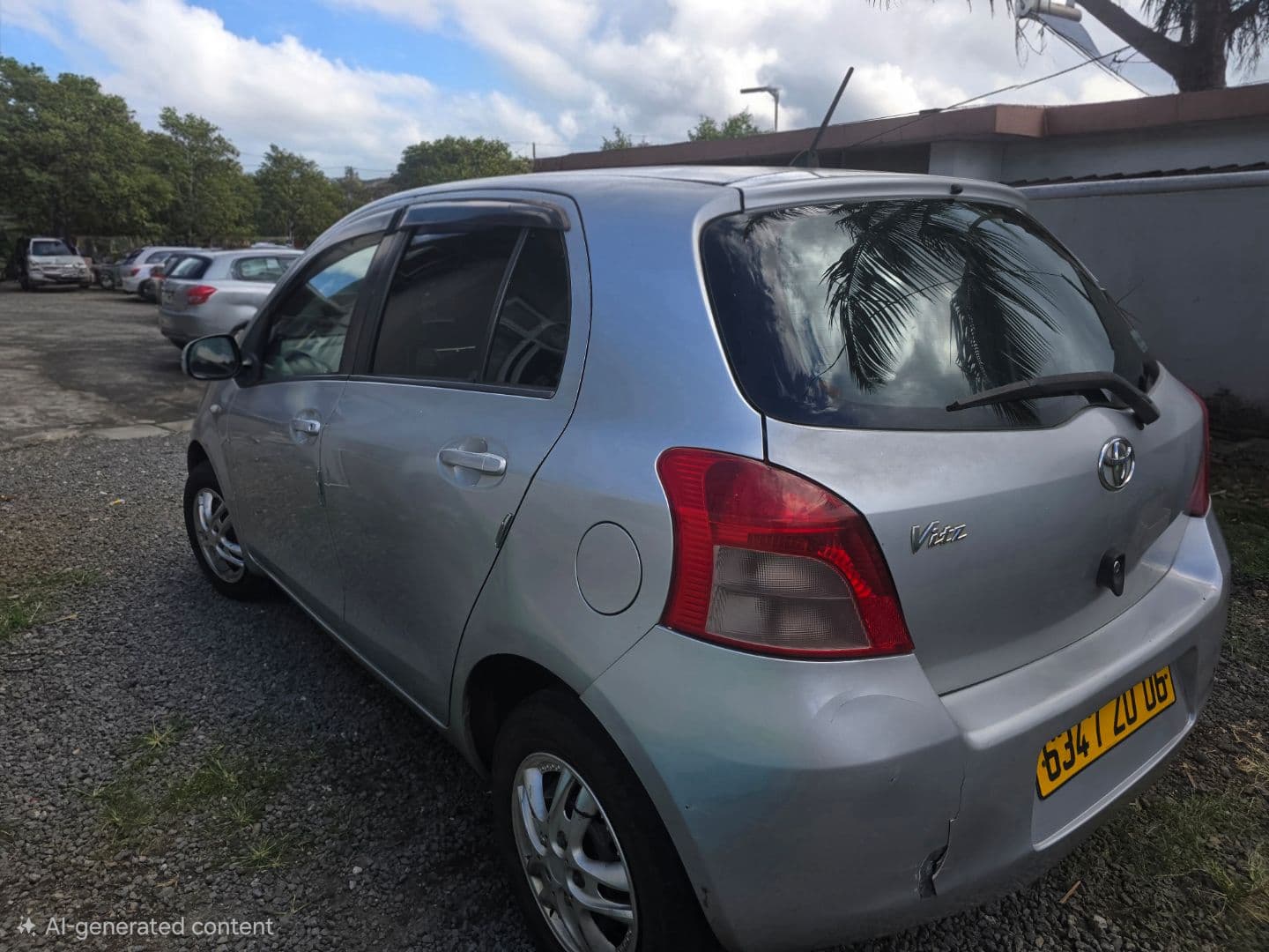 Toyota vitz 06 thumbnail 4