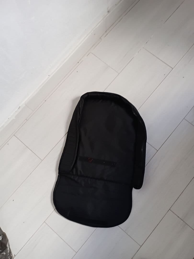 Red Infant Car Seat with Rain Cover, Seat Pad & Footmuff thumbnail 4