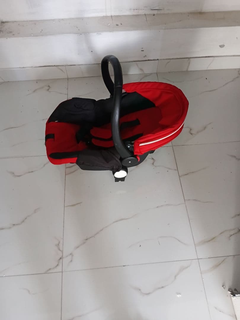 Red Infant Car Seat with Rain Cover, Seat Pad & Footmuff thumbnail 7