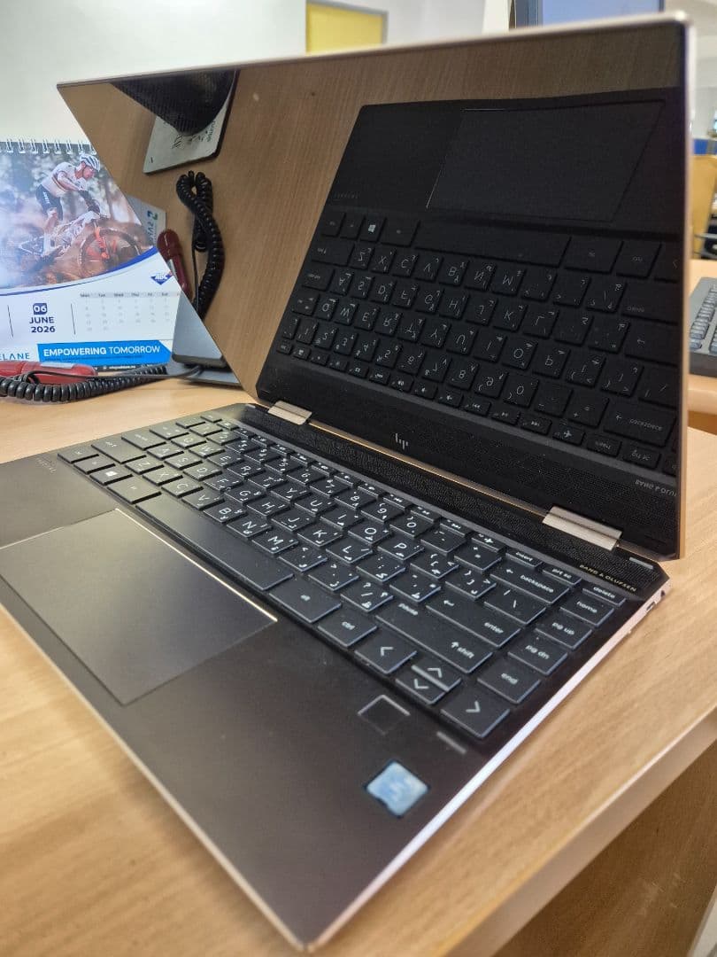 HP Spectre x360 Convertible Laptop thumbnail 3