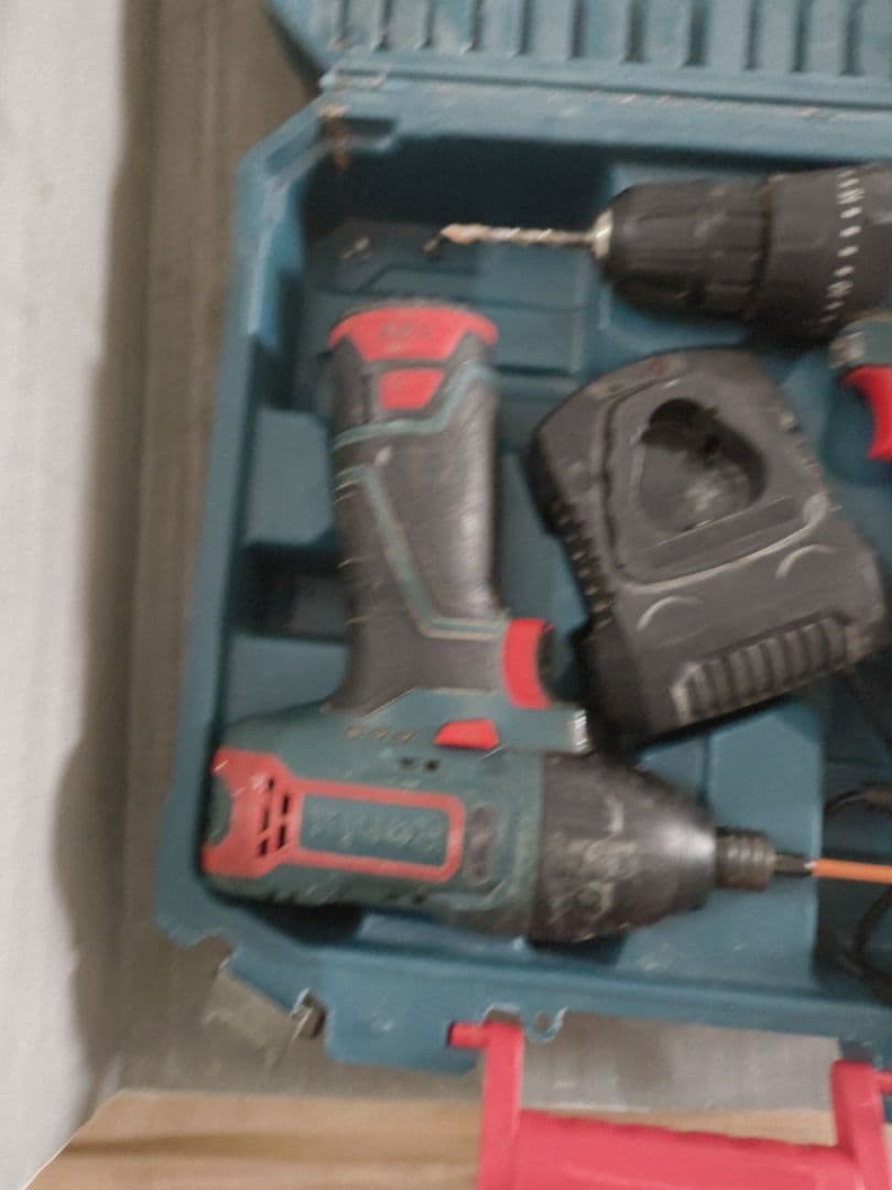 Ronix 12V Cordless Drill and Impact Screwdriver Set thumbnail 2