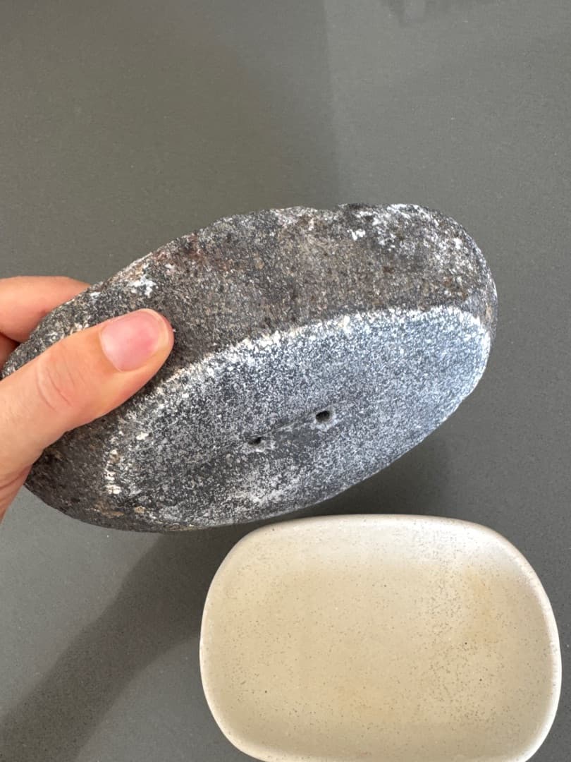 Lot of 2 Soap Dishes - Gray Stone & Beige Ceramic thumbnail 3